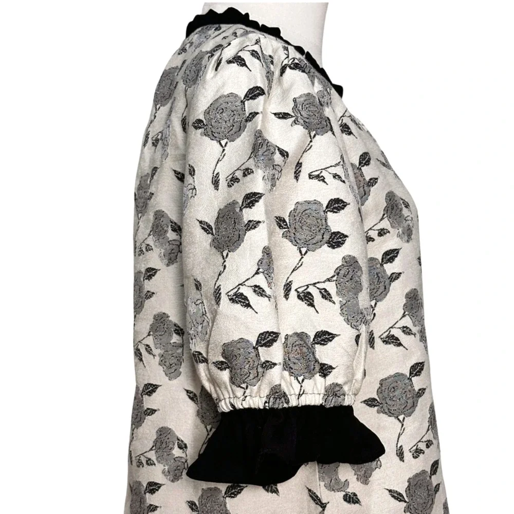Voy NWT Black White Jacquard Rose Print Puff Sleeve Blouse Small Romantic - Picture 4 of 9